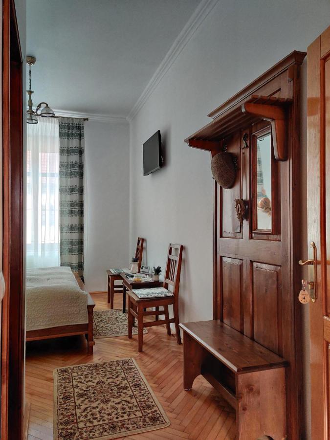 La Teo Pensiune Si Pivnita Sighişoara Exterior foto