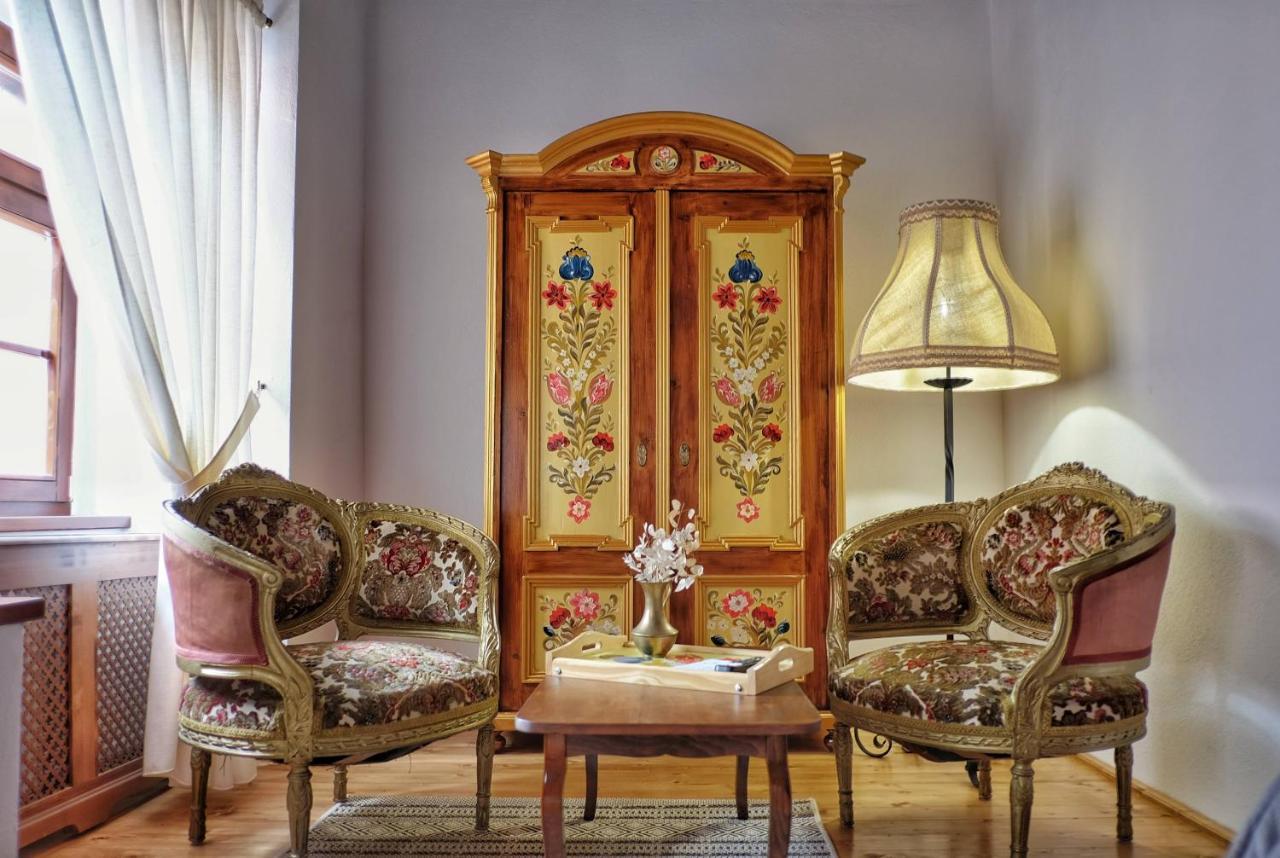 La Teo Pensiune Si Pivnita Sighişoara Exterior foto